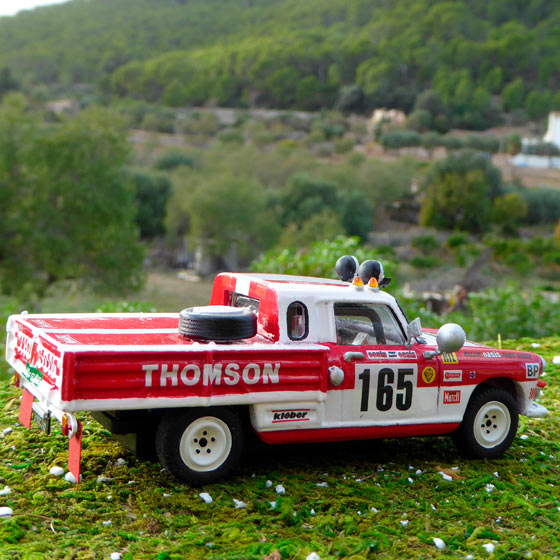 Peugeot 404 Dakar Ref: MR023